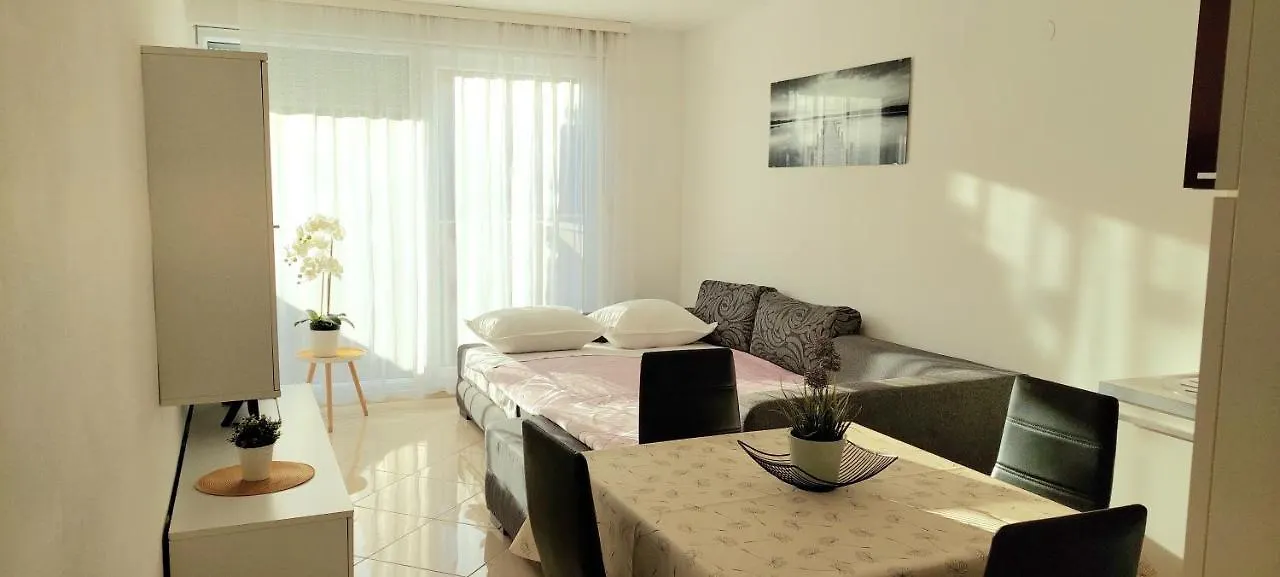Cozy Apartment With Free Private Parking Σπλιτ Κροατία