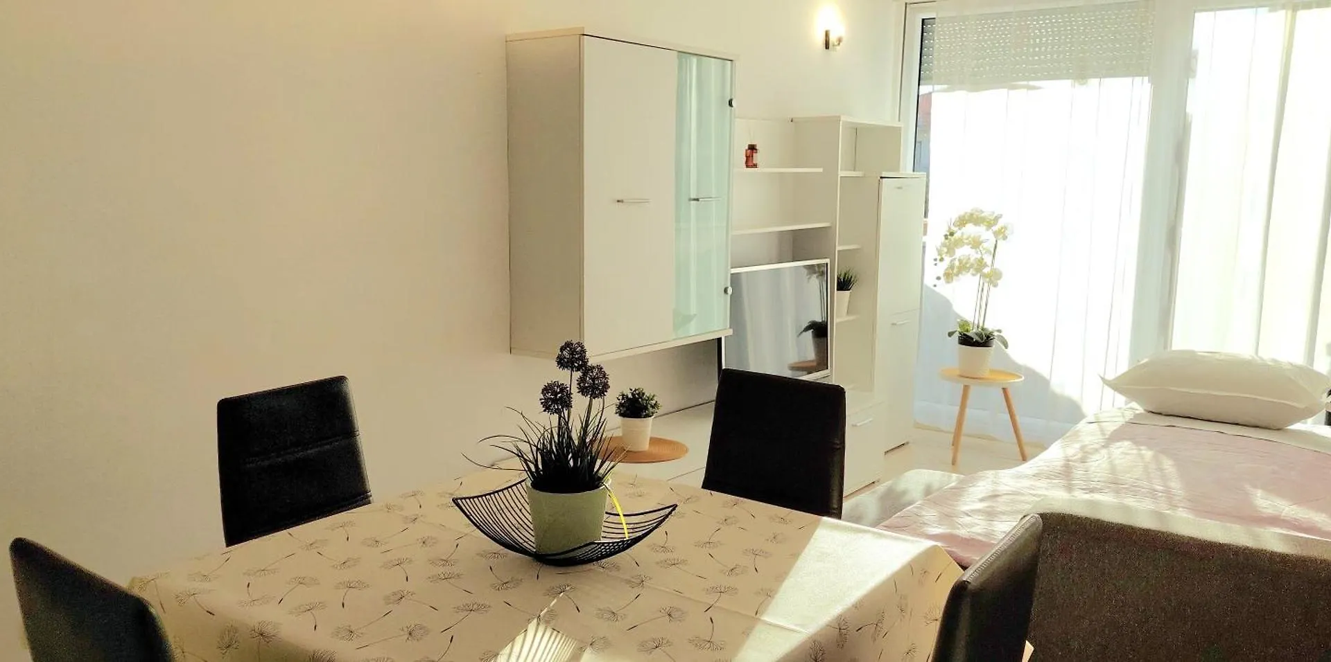 Cozy Apartment With Free Private Parking Σπλιτ