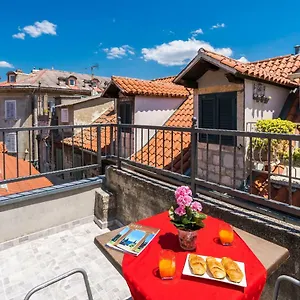 Rooftop View In The Palace Walls Appartement