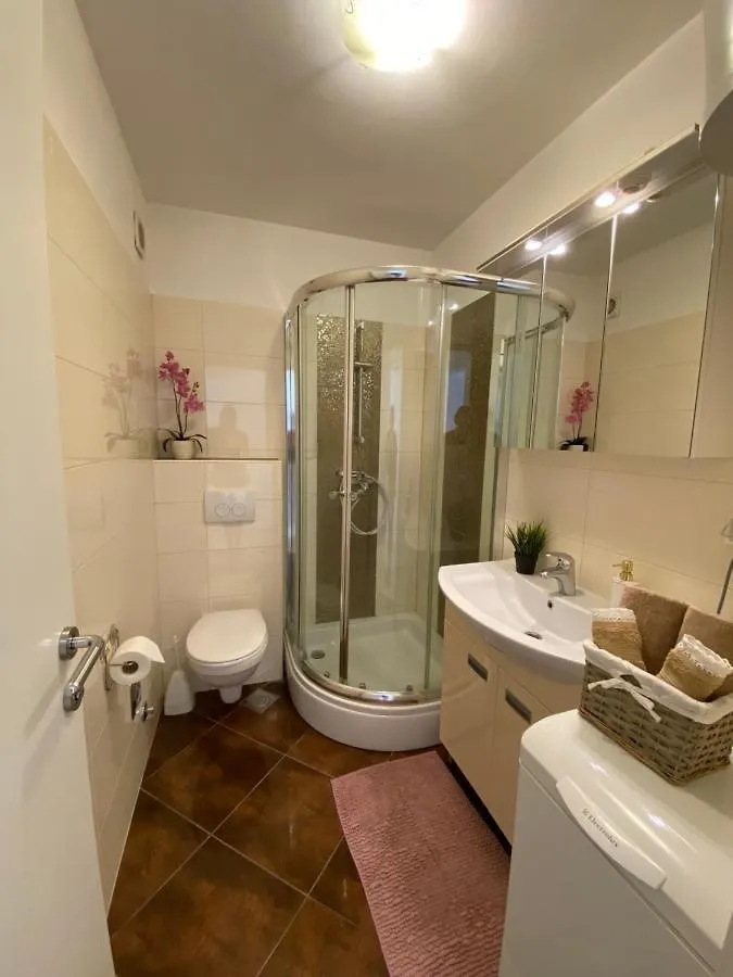 Cozy Apartment With Free Private Parking Split